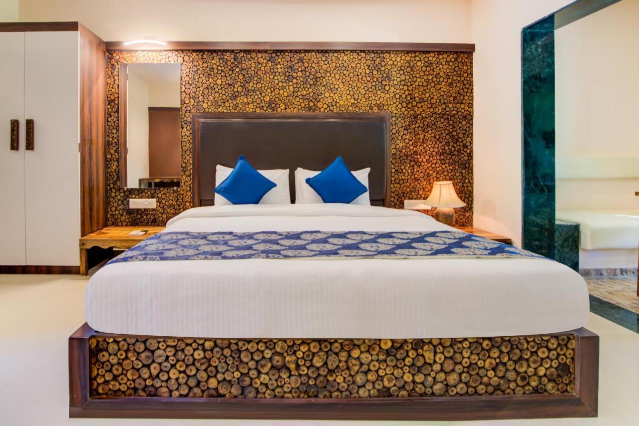 Hotel Club Mahindra Netrang Zewnętrze zdjęcie